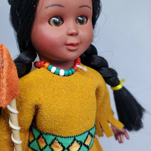 Indien Art Eskimo Doll Moving Eyelids Real Wood Stand Authentic Clothing Vintage - Picture 3 of 12